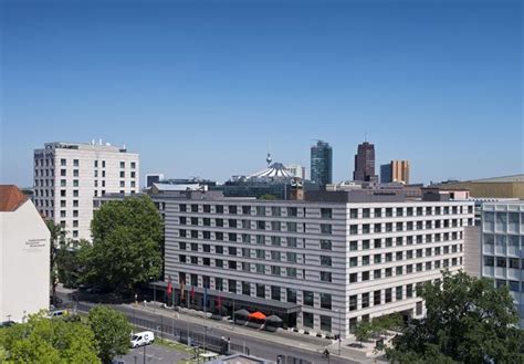 Maritim Hotel Berlin - Compare Deals