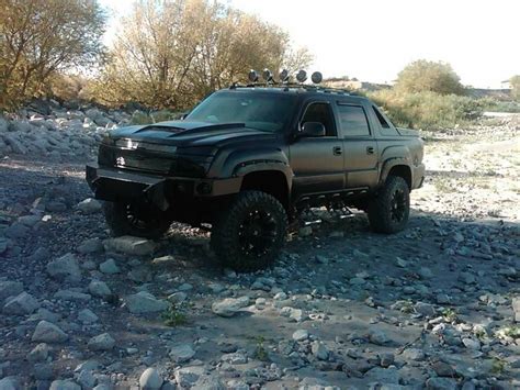 Pin by Michael Cane on 2004 Chevy Avalanche Project | Avalanche truck ...