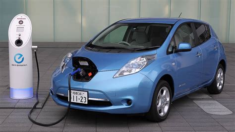 How much to replace the Nissan Leaf's batteries?