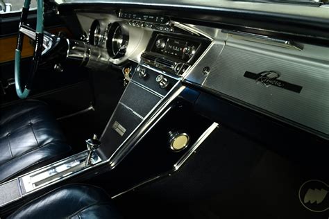 1963 BUICK RIVIERA - Interior - 224753