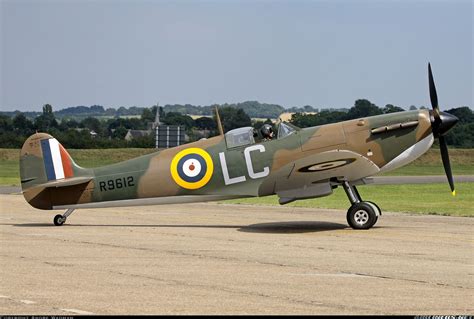 Supermarine 300 Spitfire Mk1 - Untitled | Aviation Photo #4515023 | Airliners.net Mk1, Fighter ...