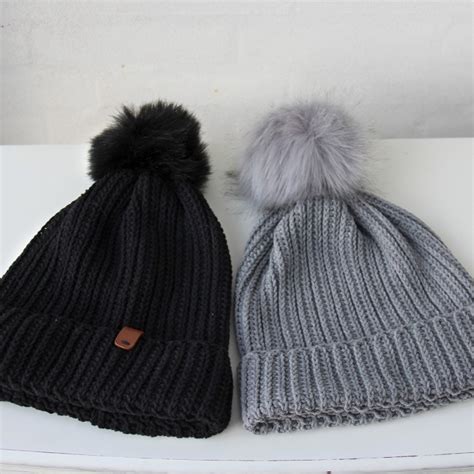 Rib Stitch Hat | Patterns | - Hobbii.co.uk