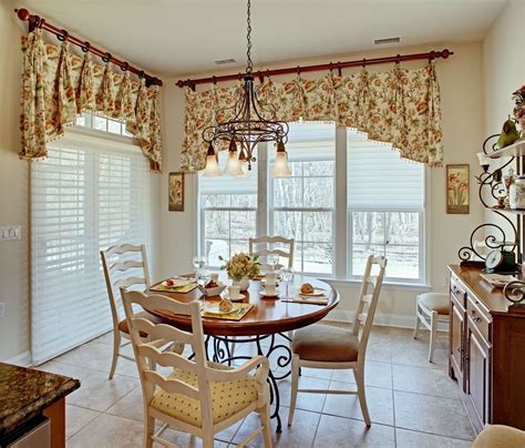 10 Wonderful Curtains For Dining Room Ideas 2023