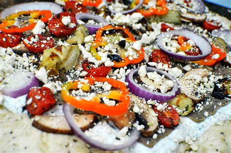 Gyro Pizza with a Tzatziki Drizzle | The Starving Chef