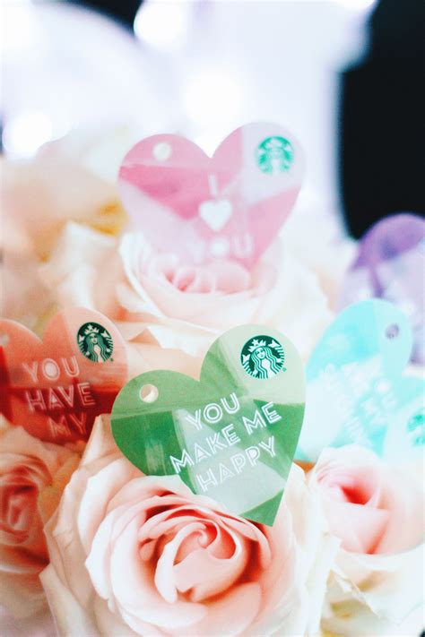 Mini Starbucks Card Valentines love snuggling with roses. (They like ...