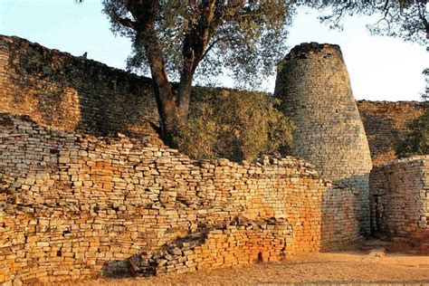 The mysterious ancient city of Great Zimbabwe » Tripfreakz.com