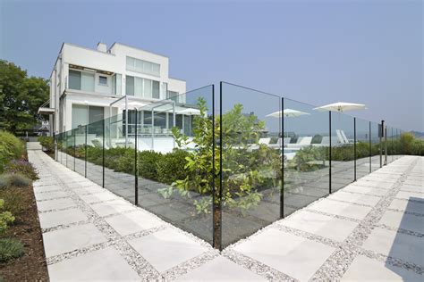 Glass Pool Fence | Frameless Glass Pool Fence | American Frameless