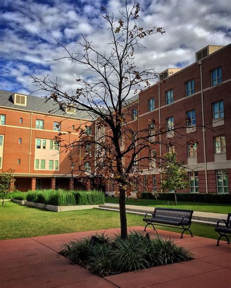 Are you trying to decide which freshman dorms at Baylor University are ...