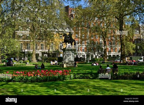 St James's Square, London, England Stock Photo - Alamy