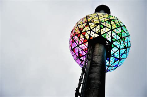 The NYE Times Square Ball Drop Will Be Virtual This Year | POPSUGAR Smart Living UK