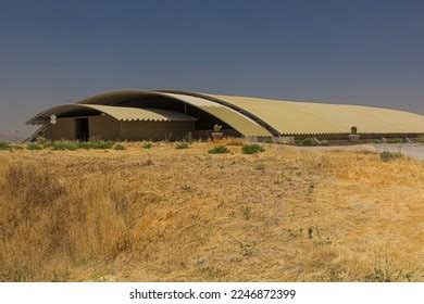 Covered Ecbatana Ruins Hegmataneh Hill Hamadan Stock Photo 2246872399 | Shutterstock