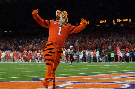 Clemson football: ESPN continues to dump on the Tigers