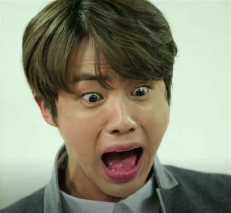 Hadeh jin gw... Sampe segitunya😐😒 Bts Derp Faces, Meme Faces, Funny ...