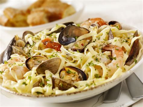 Pasta With Mixed Seafood (Pasta alla Posillipo) Recipe