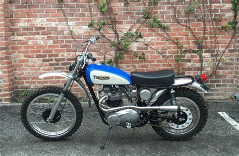 Desert Sled MX – 1966 Triumph Custom | Bike-urious