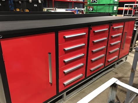 STEELMAN 10' WORK BENCH WITH 15 DRAWERS & 2 CABINETS 112" X 26" X 67" - DRAWERS WITH LOCK