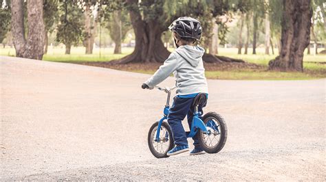 6 Benefits of Balance Bikes for Kids | Bike & Scoot