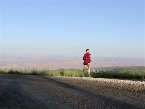 Going Up: An Introduction to Uphill Trail Running Techniques – iRunFar