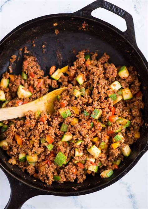 Healthy Ground Beef Vegetable Skillet Recipe - The flavours of kitchen