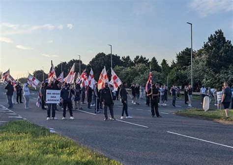 Loyalists stage more Irish Sea border protests