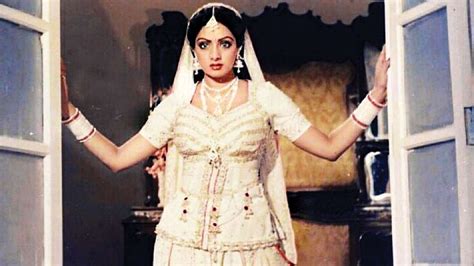 Sridevi: Sridevi in Nagina: The iconic white outfit: The ultimate dance: 80s Bollywood Blockbuster!