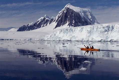 kayaking glacier bay alaska photo | One Big Photo