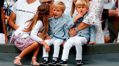 Federer Twins / Roger Federer and wife Mirka have 2 sets of twins ...