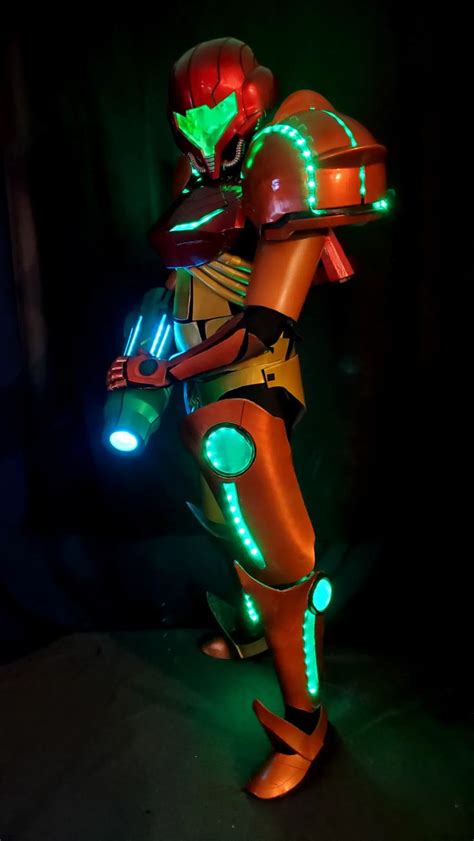 Metroid Cosplay For The Ages | Cosplay, Metroid, Best cosplay