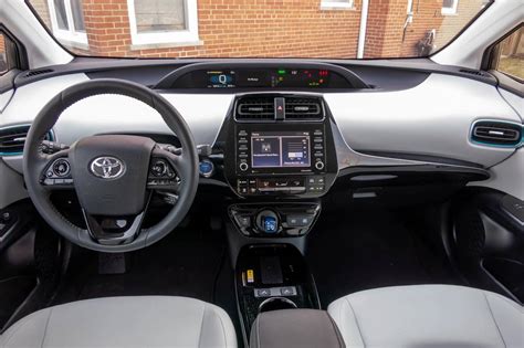 2021 Toyota Prius - Specs, Prices, MPG, Reviews & Photos | Cars.com