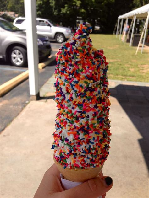 soft serve ice cream with sprinkles - Google Search | Soft serve ice ...