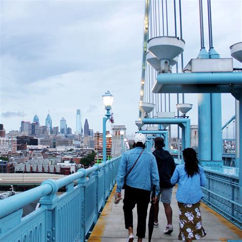 Philadelphia Skyline From The Benjamin Franklin Bridge - Setarra