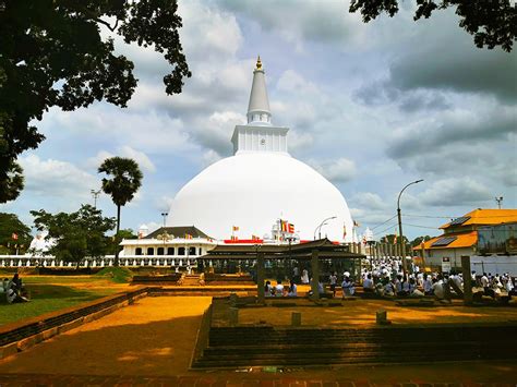 Ruwanweliseya - Anuradhapura | One of the Atamasthana