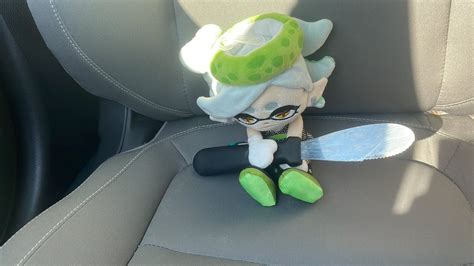 Splatoon Plushies on Twitter: "Marie with a knife."