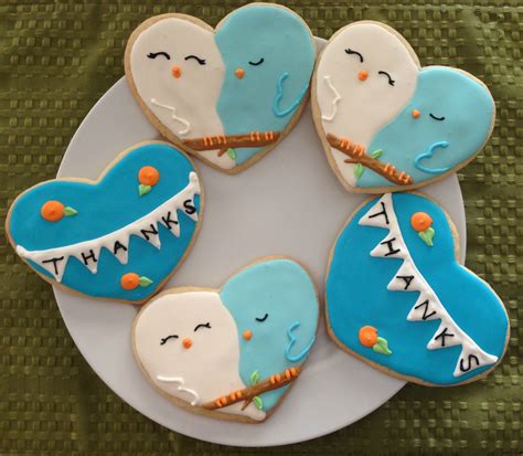 New to cookie decorating, 4th attempt. What royal icing recipes do you ...