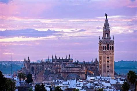 Giralda Tower, Seville | Ticket Price | Timings | Address: TripHobo