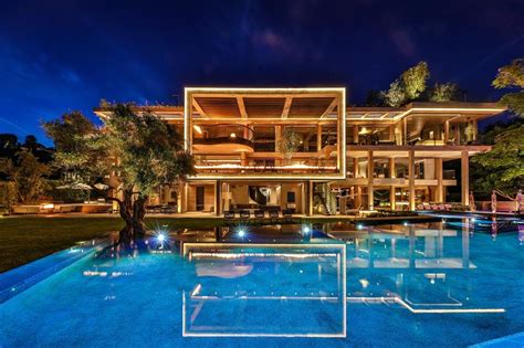 Billionaire bling: these are the most luxurious homes in the world | loveproperty.com