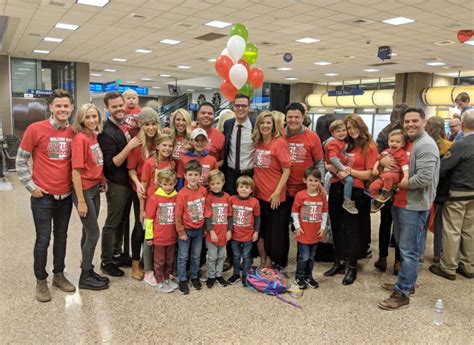 Donny Osmond Shares Photo With All 10 Grandkids and Wife Debbie