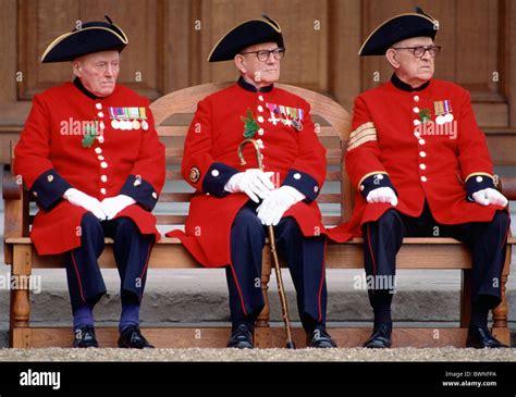 Chelsea Pensioners sitting outside the Royal Hospital in Chelsea during ...