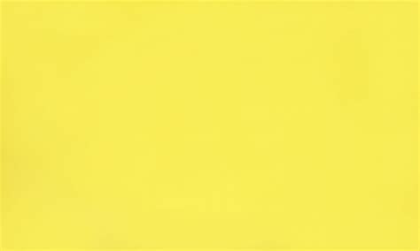 Home / Laminates / Solid / Light Yellow