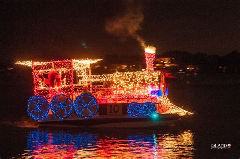 2014 Venice, FL Christmas Boat Parade | Venice florida, Florida beaches ...