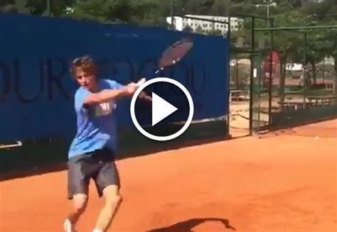 EMOTIONAL. Serena Williams's coach shares Tsitsipas' first training at ...