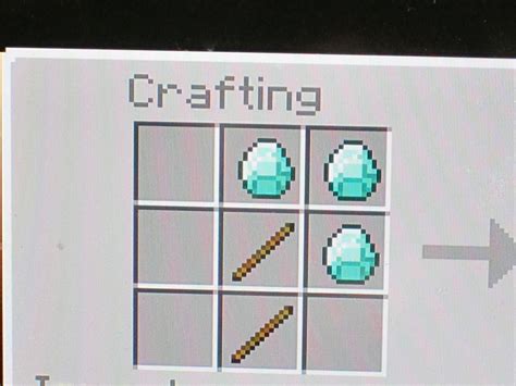 MINECRAFT- how to craft items and blocks: how to craft a axe