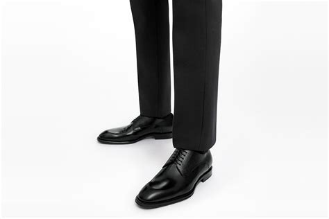 Different Ways to Wear Derby Shoes for Men - Suits Expert