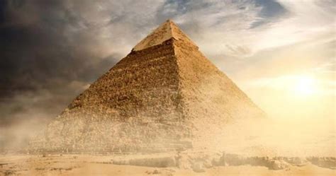 reVeries: Great Pyramid of Giza