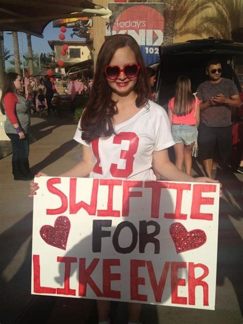 How to make the BEST sign for a concert - United By Pop | Concert signs, Taylor swift concert ...