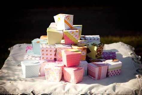 Sweet boxes | Sweet box, Gifts, Gift wrapping