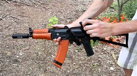 Cybergun AIRSOFT AKS74U fully liscenced full metal and real wood review and shooting - YouTube