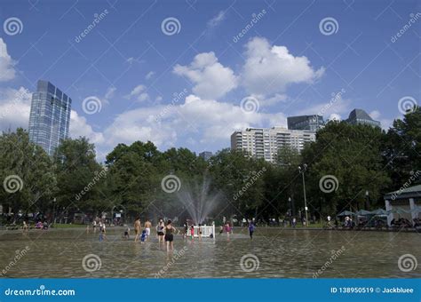 Boston commons summer view editorial stock image. Image of central ...