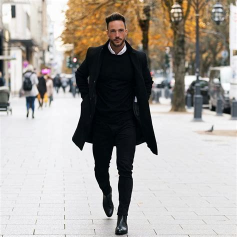 This Is How You Can Wear Your Black Overcoat To Look Insanely Sharp ...