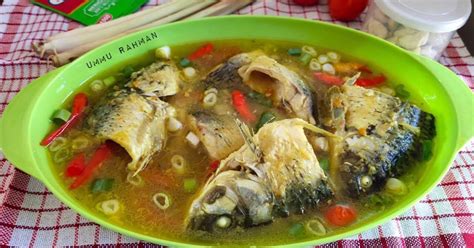 Resep Ikan Mas Kuah Kuning oleh Ummu Rahman - Cookpad